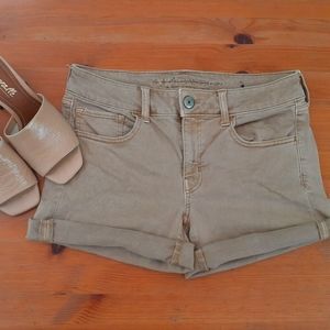 American Eagle Stretchy Shorts size 8